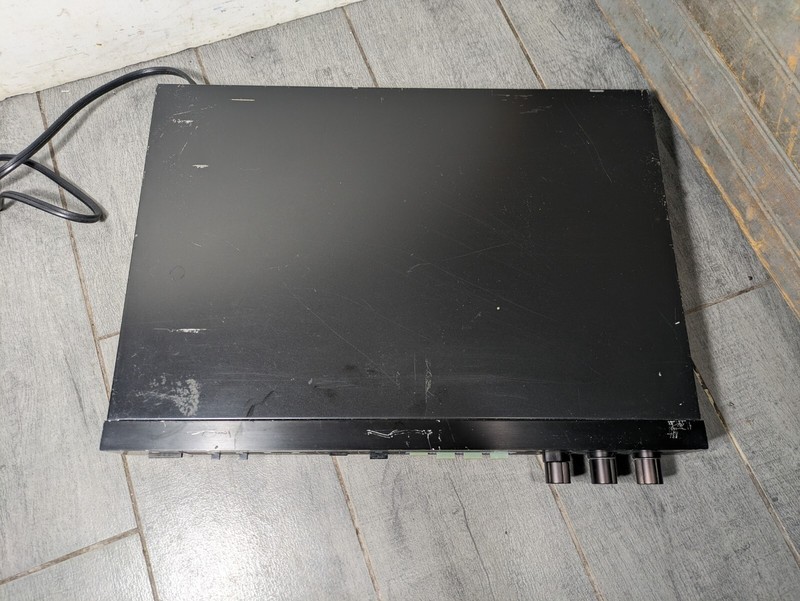 Pioneer SP-101 Synthesized Surround Processor with Super Bass Synthesizer gallery