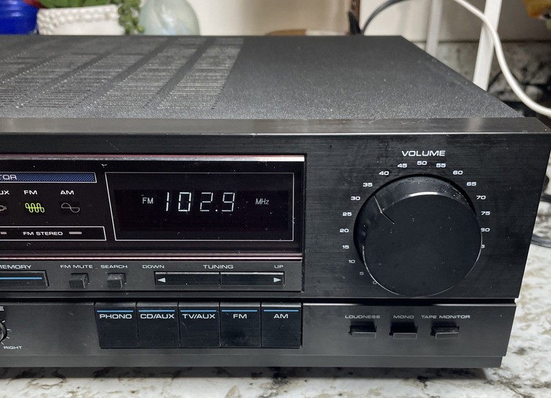 REALISTIC STA-2150 DIGITAL SYNTHESIZED AM/FM STEREO RECEIVER 100 WPC gallery