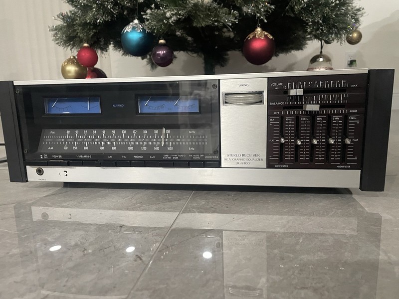 JVC JR-S300 Vintage AMFM Stereo Receiver with Graphic Equalizer gallery
