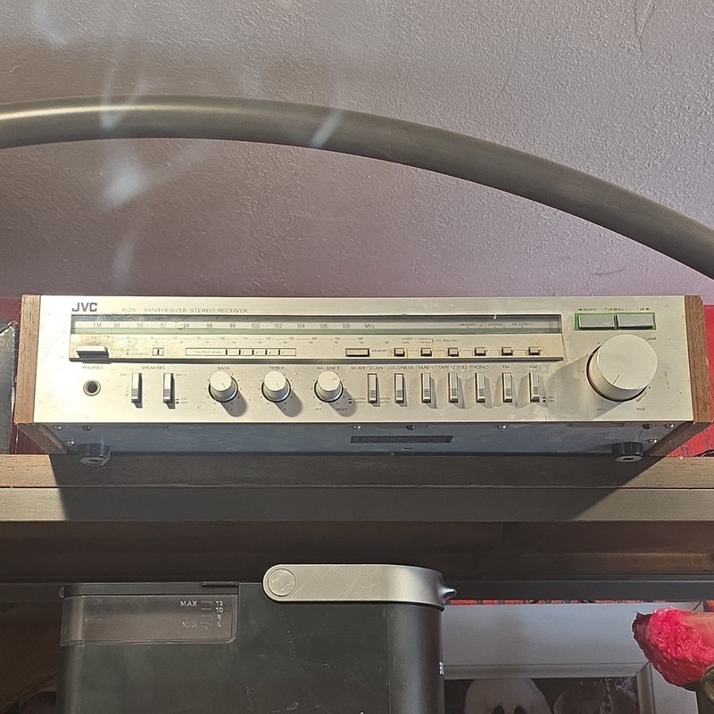JVC R-2X Synthesizer Stereo Receiver
