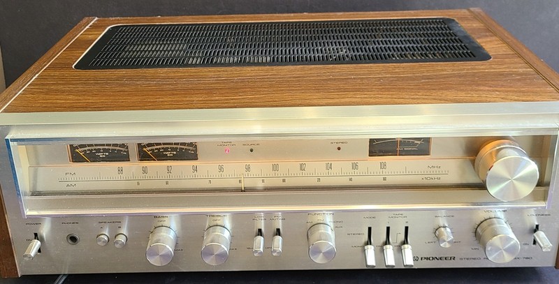 Pioneer SX-780 Vintage Stereo Receiver Silver Face Model Analog Watt Meters