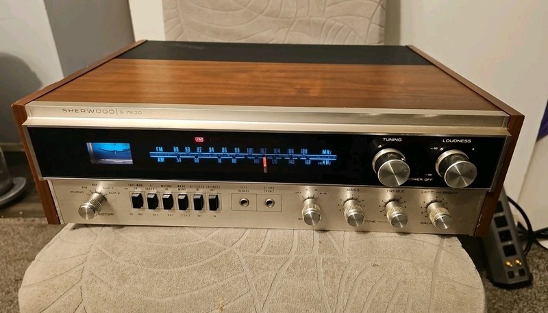Vintage Sherwood S-7200 AM/FM Stereo Receiver - SHOWN WORK