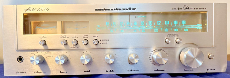 Marantz 1530 Stereo Receiver Vintage – TESTED & WORKS