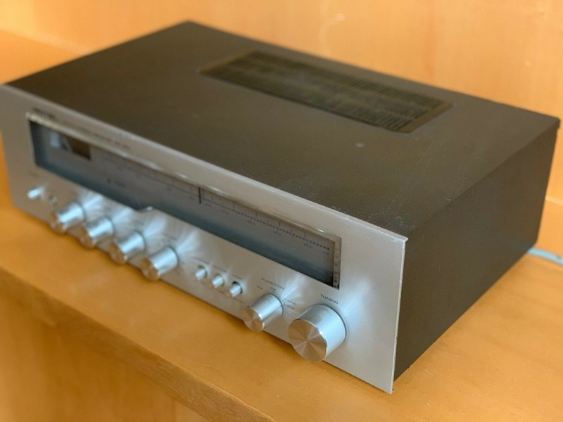 ROTEL RX-300 VINTAGE STEREO AM/FM RECEIVER~PHONO INTEGRATED AMPLIFIER gallery