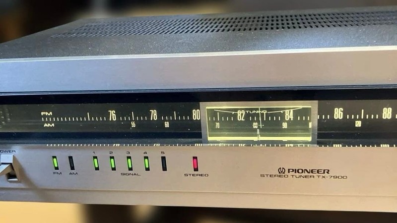 Pioneer TX-7800 AM/FM Stereo Tuner Vintage Hi-Fi Silver Japan Tested gallery