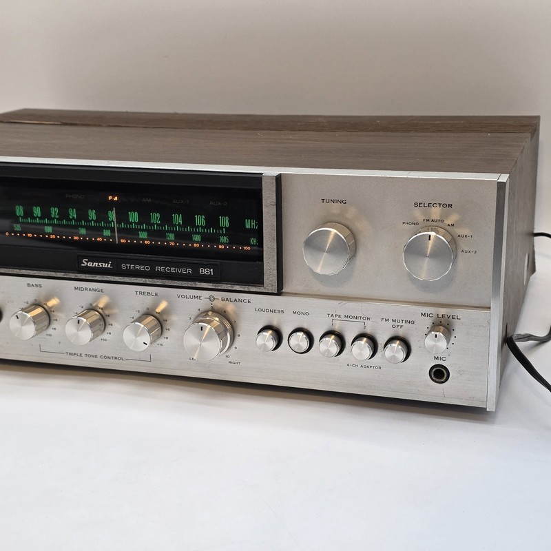 SANSUI 881 Vintage STEREO RECEIVER MODEL 881 PARTS/REPAIR gallery