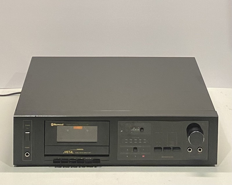 Sherwood Vintage Cassette Player Model No. CD330B – For Parts