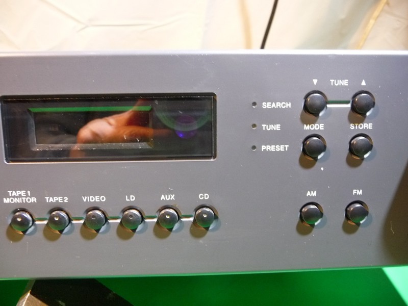 NAD 712 Stereo Reciever gallery