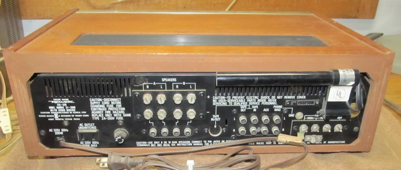 Vintage Realistic STA-52B AM/FM Stereo Receiver, NICE, WORKS gallery
