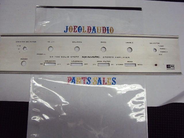 Realistic SA-700 Faceplate. Good Condition. Parting Out SA-700 Amplifier.