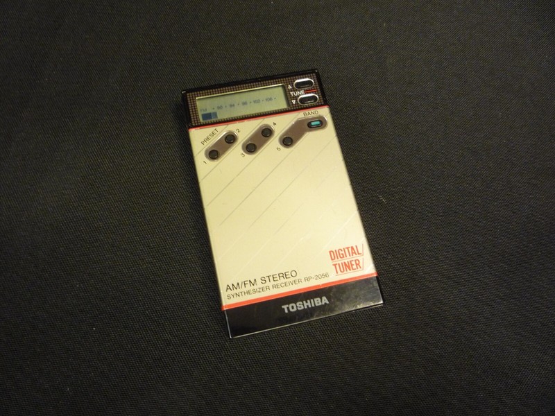 Toshiba RP-2056 AM FM Stereo Digital Synthesizer Receiver Japan - Vintage Rare -