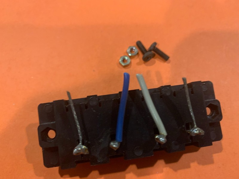 Sansui 9090 Stereo Receiver - Parting Out - Speaker Jack Assembly gallery