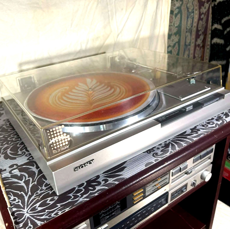 Sony PS-LX22 Turntable TA-AX22 Amp ST-JX22 Tuner Vintage Stereo gallery