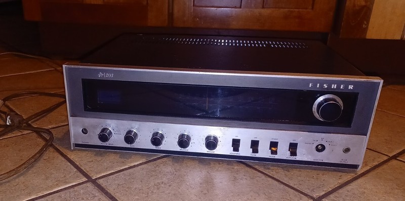 Vintage The Fisher Model 203 Solid State 30WPC Stereo Receiver 1973 Silver Face