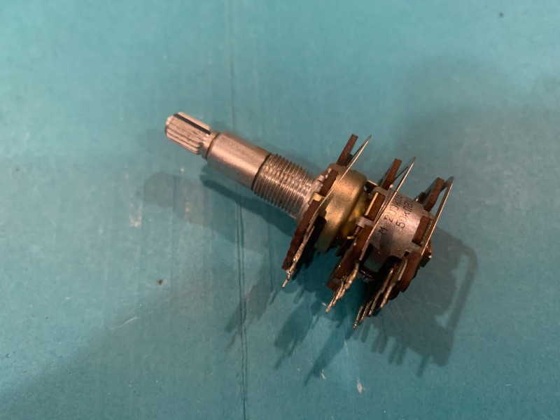 Marantz SR-2000 Stereo Receiver - Parting Out - Volume / Balance Potentiometer