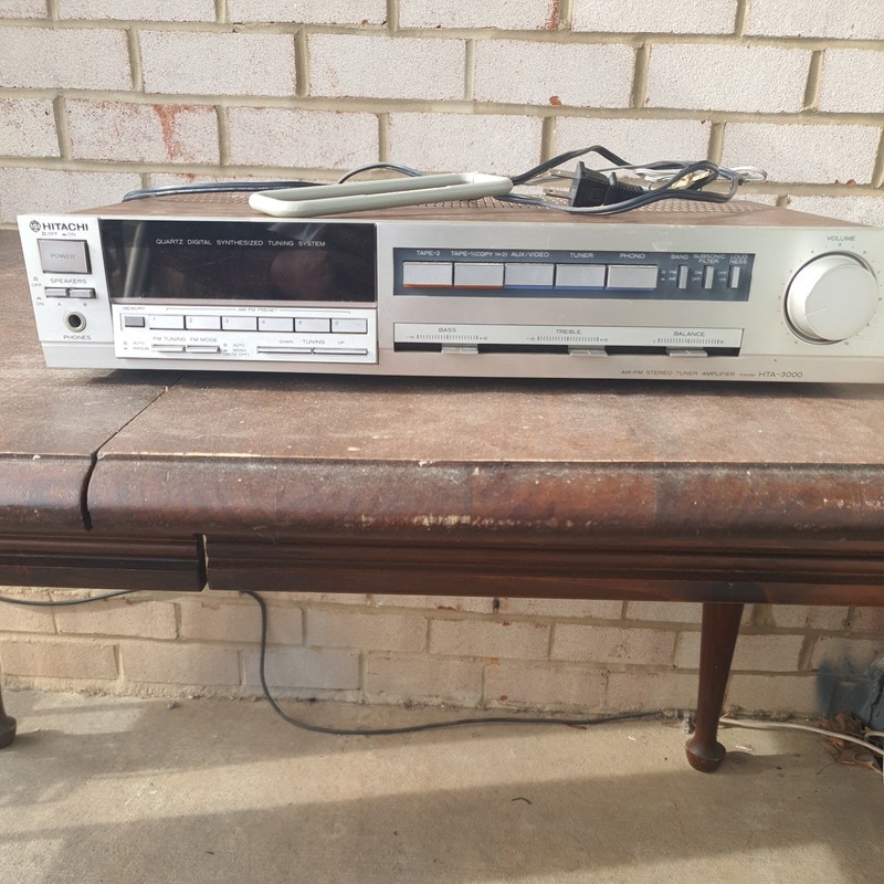 Hitachi Quartz Digital Synthesized Tuning System HTA-3000