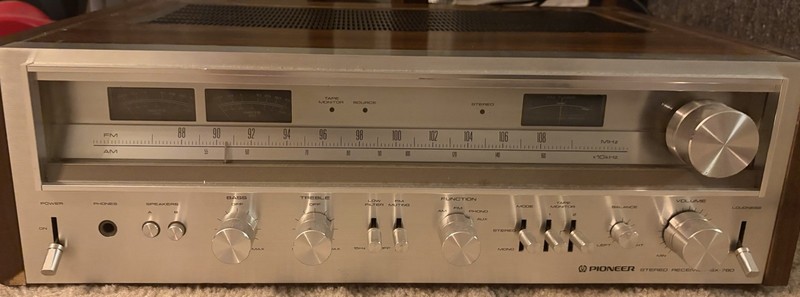 Pioneer SX-780 45 Watt PRISTINE Solid State Receiver marantz Beautiful Vintage