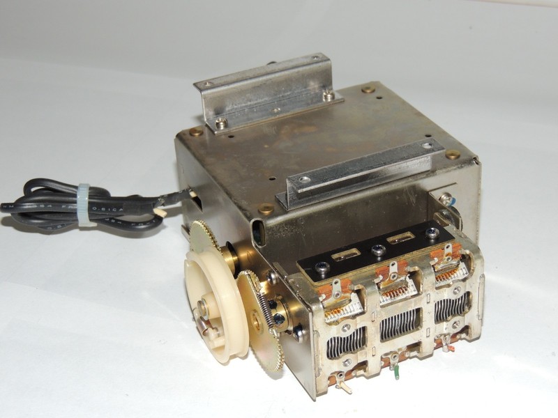 Marantz 2270 Front End Tuner Assembly YD2818001 ZZ2818001 gallery