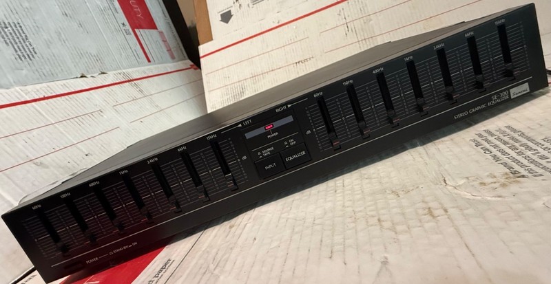 VINTAGE SANSUI SE-300 EQ 7 BAND GRAPHIC EQUALIZER --VERY NICE! gallery