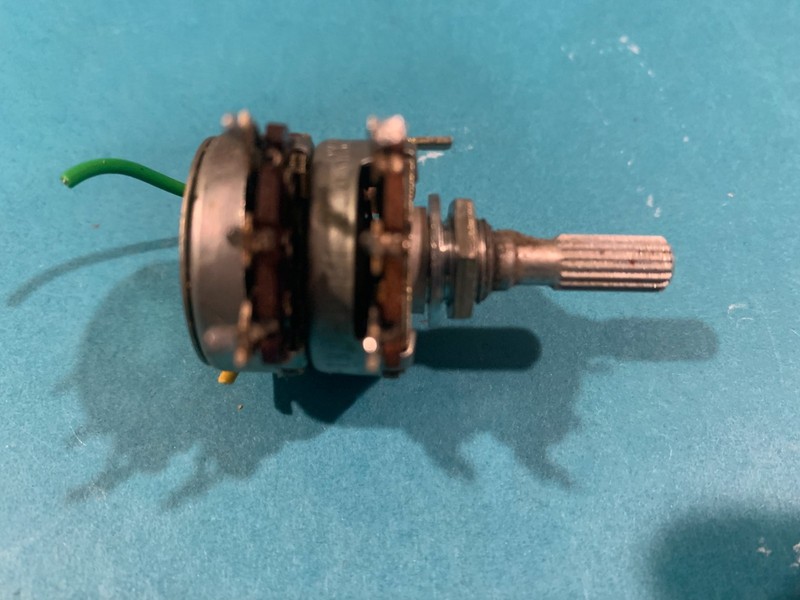 PIONEER SX-535 Stereo Receiver - Parting Out - Volume Potentiometer gallery