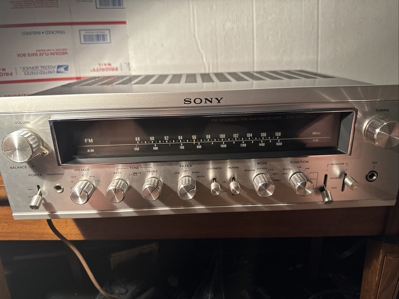 Sony STR-7055 Vintage AM/FM Stereo Receiver TESTED gallery