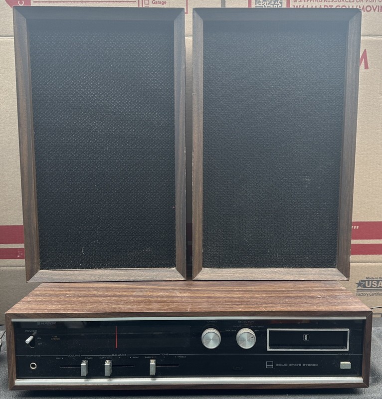 Sharp SR-113U Receiver W/8 Track & Speakers AM/FM Stereo Vintage *READ* Tested