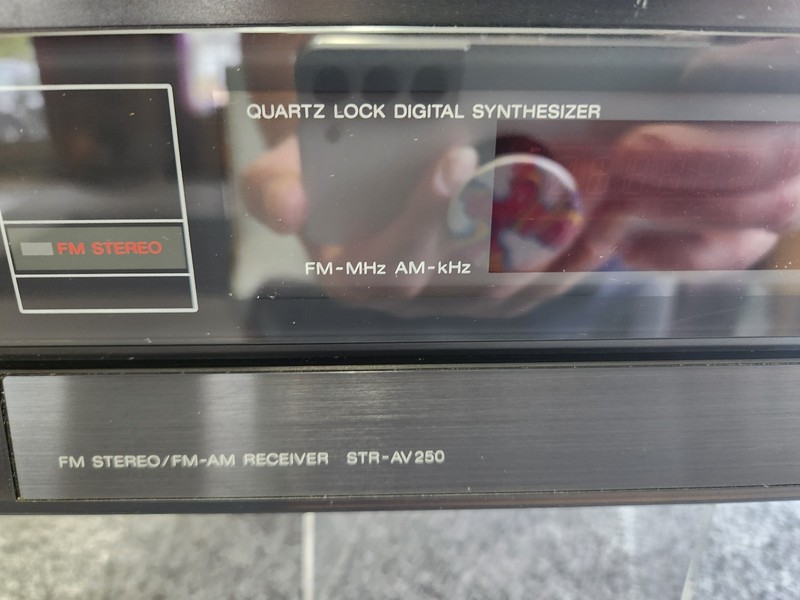 Sony STR-AV250 AM/FM Stereo Receiver Vintage PICK UP ONLY gallery