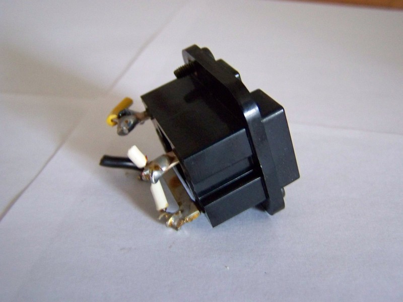 Pioneer SX-750 SX-650 SX-780 SX-680 SX-580 SX-636 Spec-1 AC-Socket AKP-004 gallery