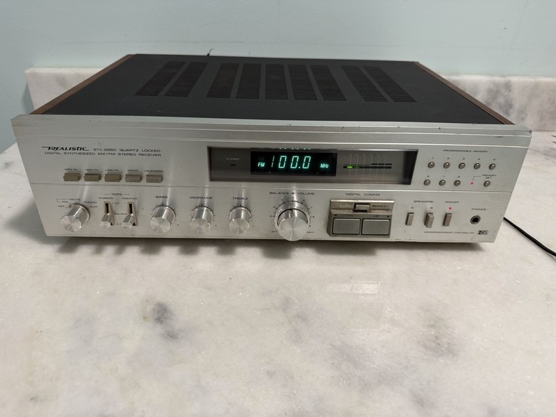 Realistic STA-2250 Quartz Locked Digital AM/FM Stereo Receiver Parts Repair
