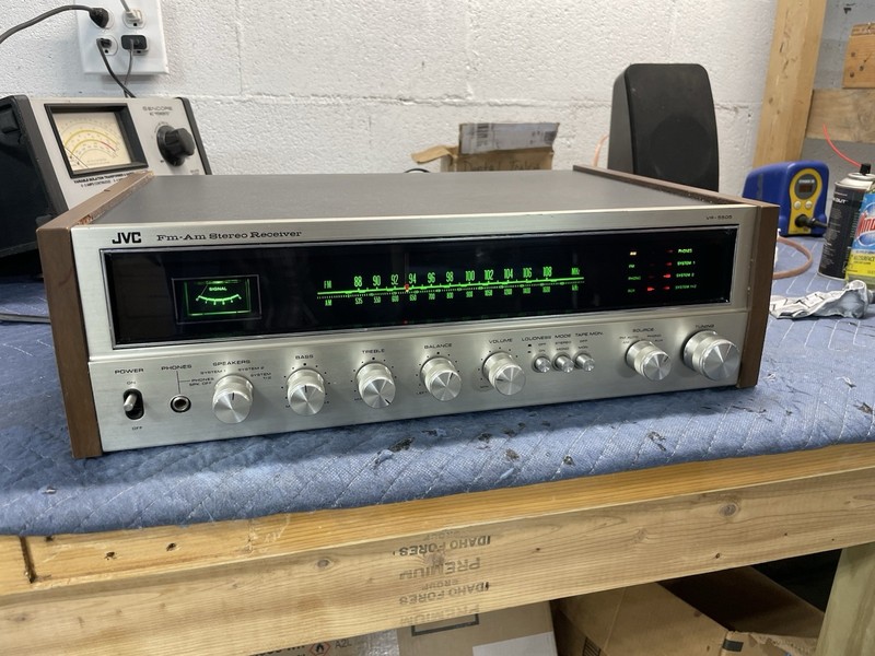 jvc vr-5505 vintage stereo receiver Sounds Amazing