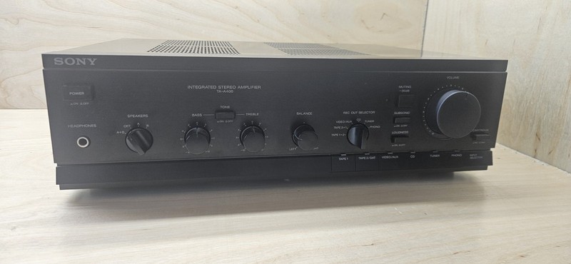 Sony Integrated Stereo Amplifier Vintage TA-A400 – RARE – Tested And Working
