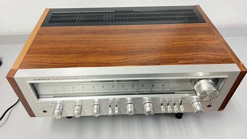 Pioneer SX-750 Stereo Receiver – Excellent Working Order, Read Description gallery