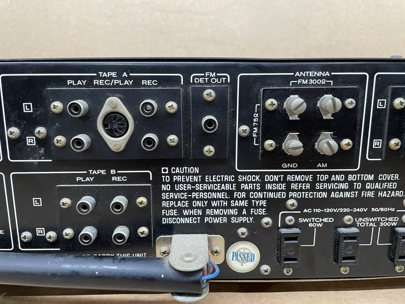 KENWOOD KR-6400 VINTAGE AM/FM STEREO RECEIVER - PARTIALLY TESTED AND WORKING! gallery
