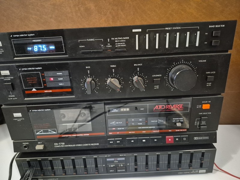 Sansui DA-T750 SE-300 LOT POWERS ON UNTESTED