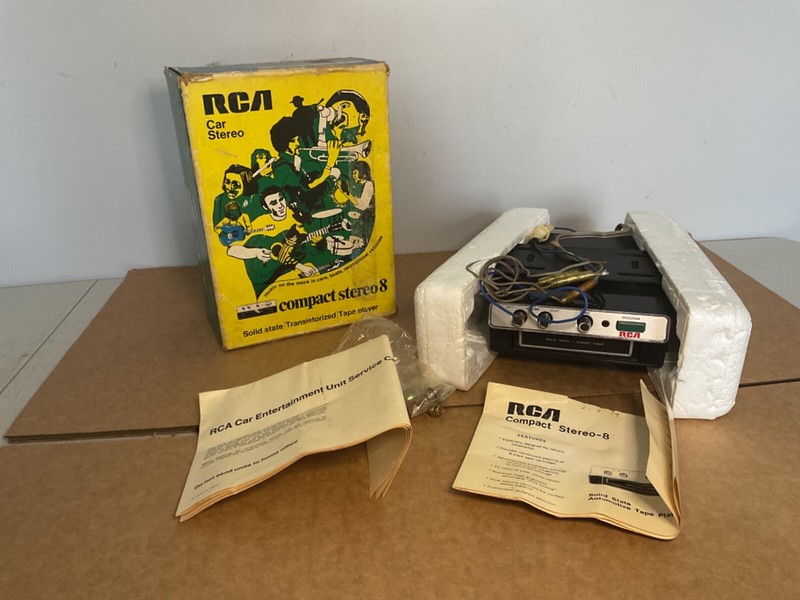 Vintage RCA Car Stereo Compact Stereo 8 model 12R490
