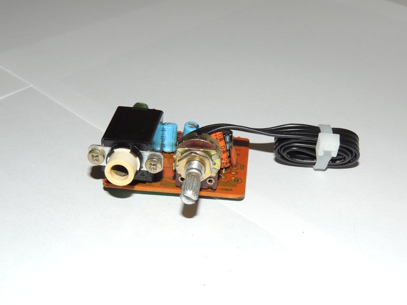 Sansui G-3000 Microphone Amp Circuit Board Assembly F-2713 gallery
