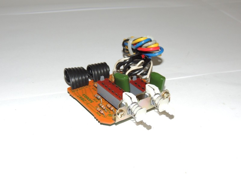 Sansui G-5700 Tone /Subsonic Push switch Assembly F2867 – 1131570