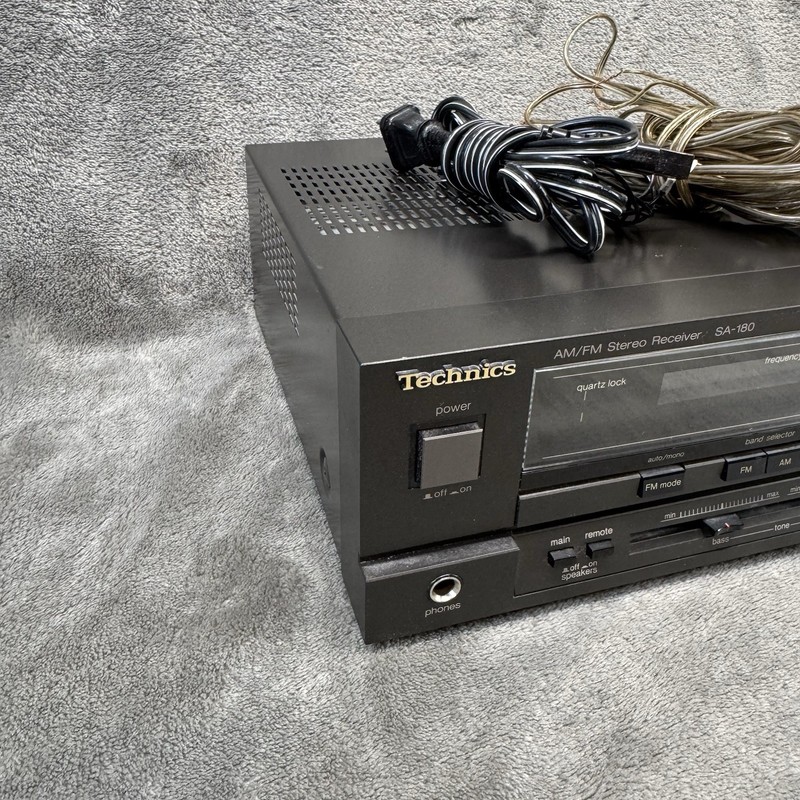 Vintage Technics SA-180 AM/FM Stereo Receiver gallery