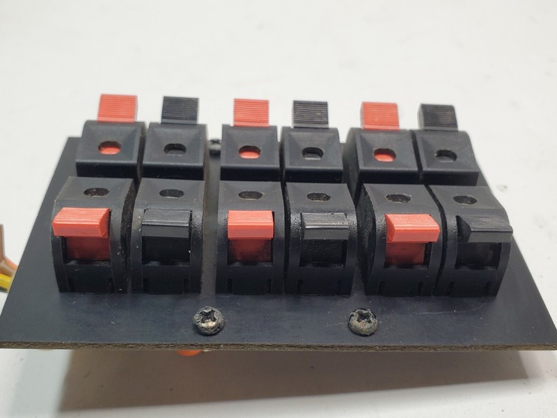 Onkyo TX-4500 Receiver PARTS - Speaker Connector Plate gallery