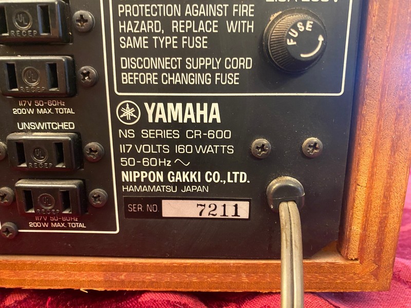 Yamaha CR-600 AM/FM Stereo Receiver gallery