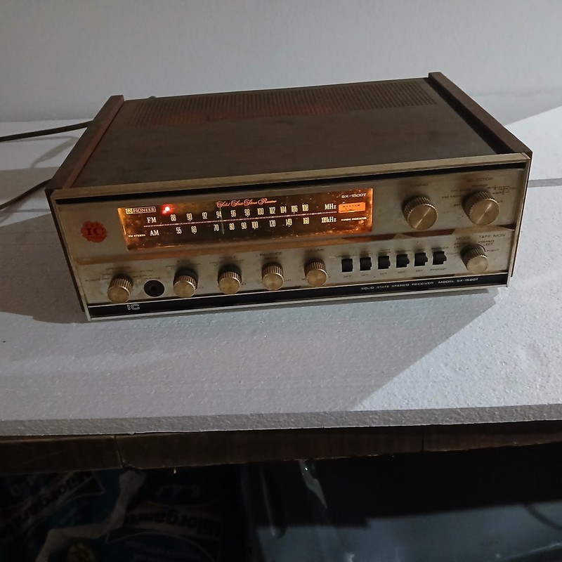 Vintage Pioneer SX-1500T Flagship Stereo Receiver (Late 1960s)
