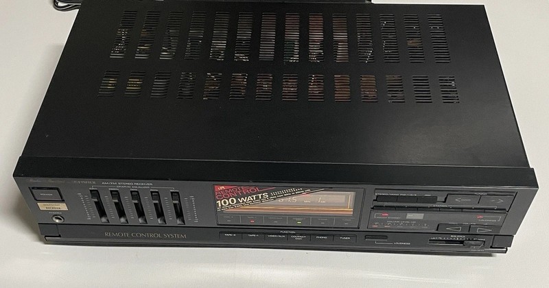 FISHER RS-911 AM/FM Stereo Receiver/ Equalizer - No Remote - Powers On