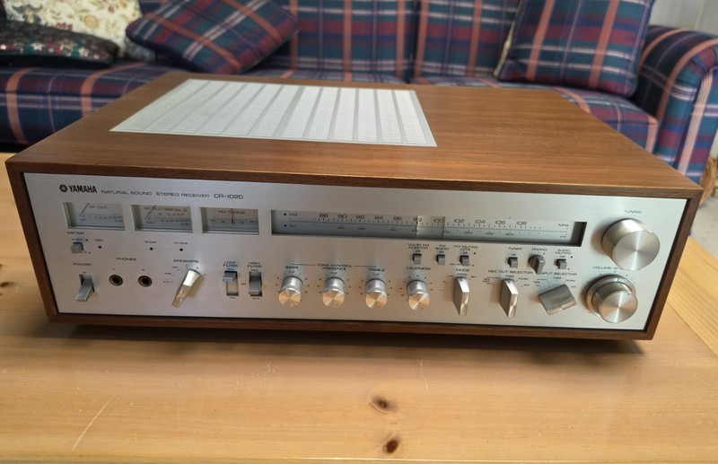 Vintage Yamaha CR-1020 AM/FM Natural Sound Stereo Receiver Very Clean Unit Nice