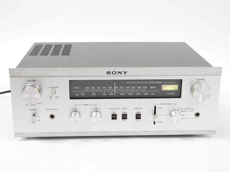 Sony STR-6040 Vintage Silver Face Stereo Receiver (works well, needs lamps) gallery