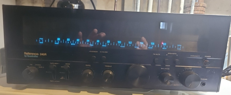 Quadraflex Reference Stereo Receiver Model 240R - Partially working READ DESCRIP