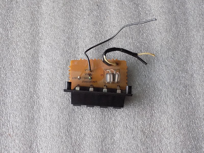 NAD 7240PE AM/FM Stereo Receiver rear antenna terminals gallery