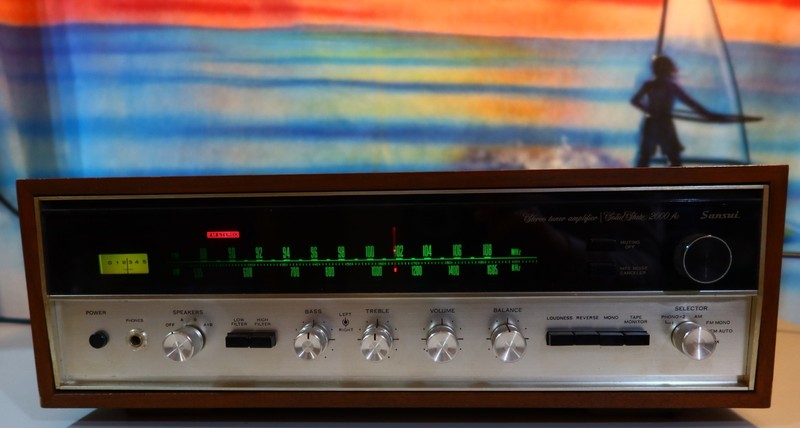 Sansui 2000A AM/FM Stereo Tuner Amplifier with original box and schematics