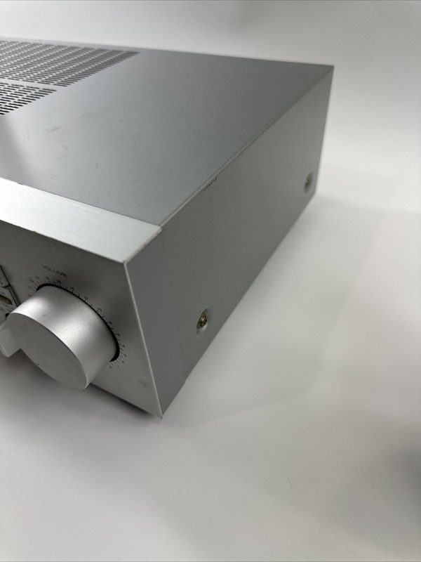 YAMAHA R-5 VINTAGE STEREO RECEIVER 50 WPC SILVER gallery