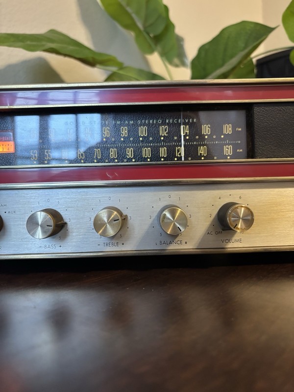 The Fisher 175-T Solid State Stereo Receiver⭐️Red Trim⭐️Working gallery