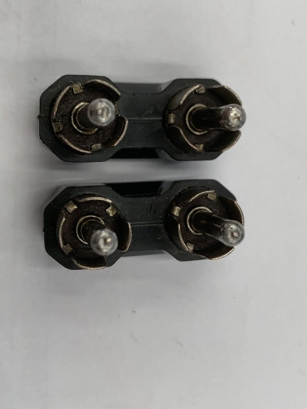 Marantz Jumpers P-16 (2) Original OEM Marantz Jumpers Part Fits 2270, 2325,2385 gallery